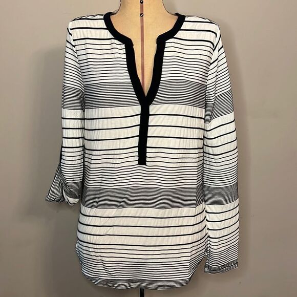 NWT Sanctuary Black and White Stripe Tunic Blouse - Size Medium - Picture 2 of 11